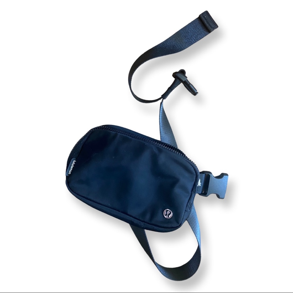 Lululemon Fanny pack